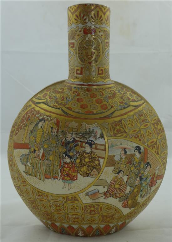 A Japanese Satsuma pottery flask, early 20th century,, crack to rim(-)